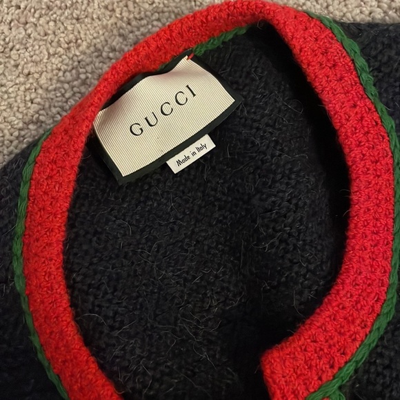 Gucci NY Yankee (MLB) Sweater Size M - Smoke & Pet Free - Picture 3 of 5